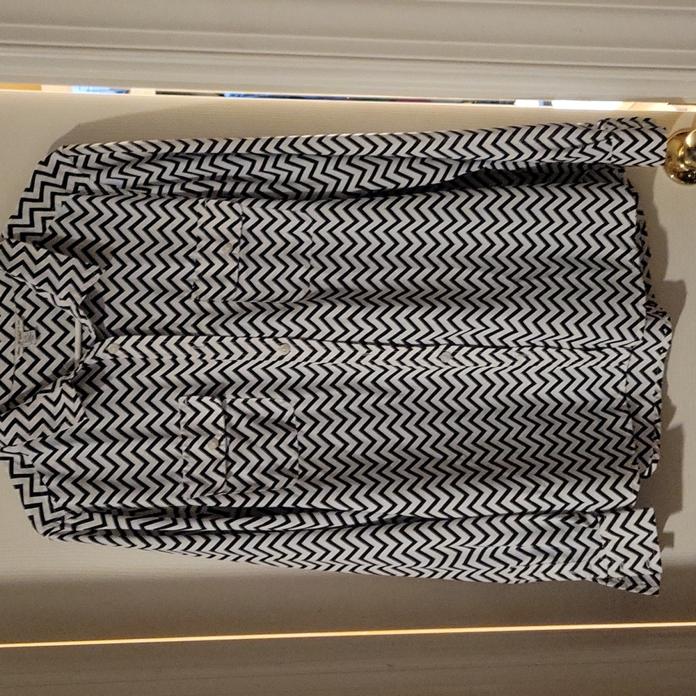 XL American Eagle button up.